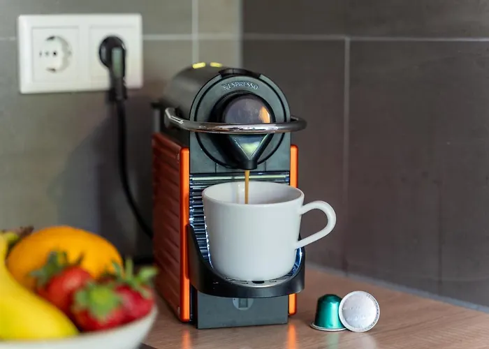 Businessapartment I Balkon I Messe I Parken I Schnelles Wlan אסן